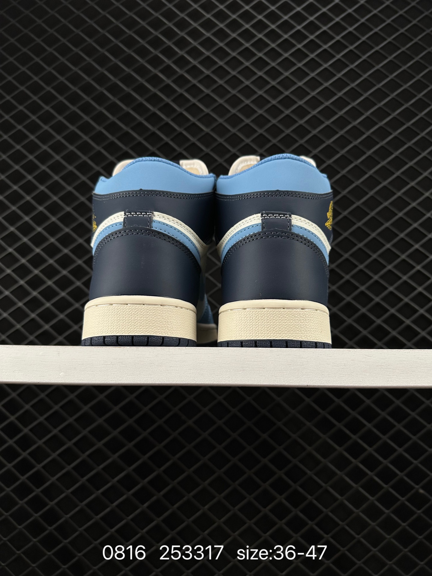 Air Jordan 1 Retro High OG”The Ten/Chicago“